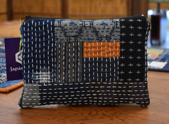 SPZ01 Handmade Japanese Sashiko Zipper Pouch | Japanache
